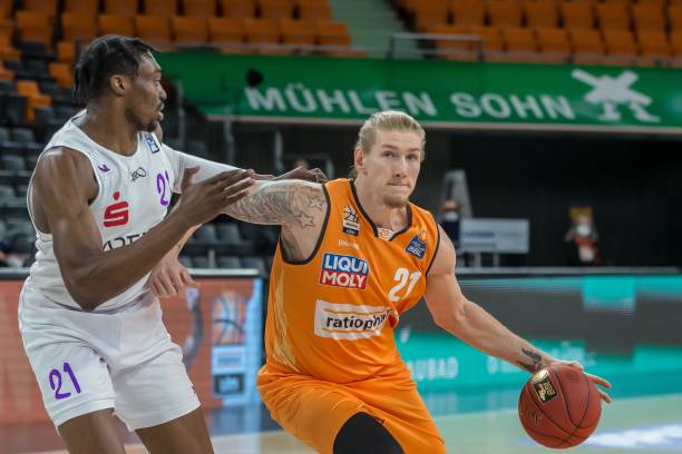 国家队在国 国家队在国