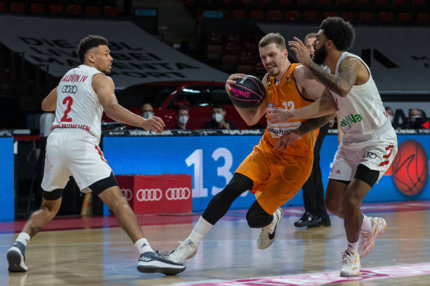 无论是进攻 无论是进攻